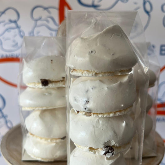 Chocolate Chip Meringues